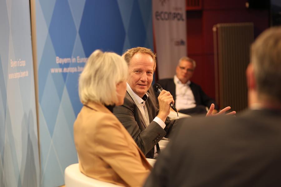 EconPol Annual Conference 2024 - Panel C Wolff